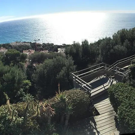 Unique - Costa Plana Cap-d’Ail